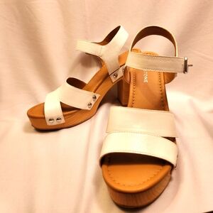Sun and Stone 8 1/2 White high heels.